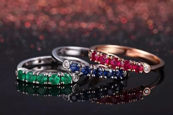 钻石戒指戒托经典款式,戒指经典款式