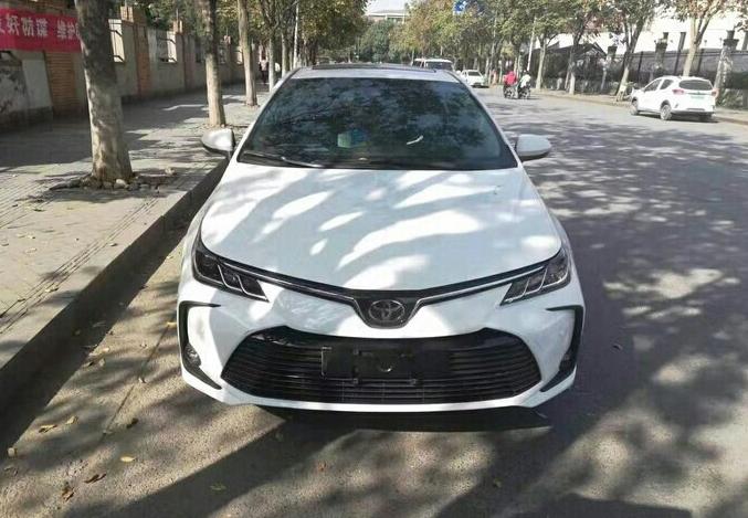 买卡罗拉好还是轩逸,卡罗拉对比轩逸哪个更适合家用