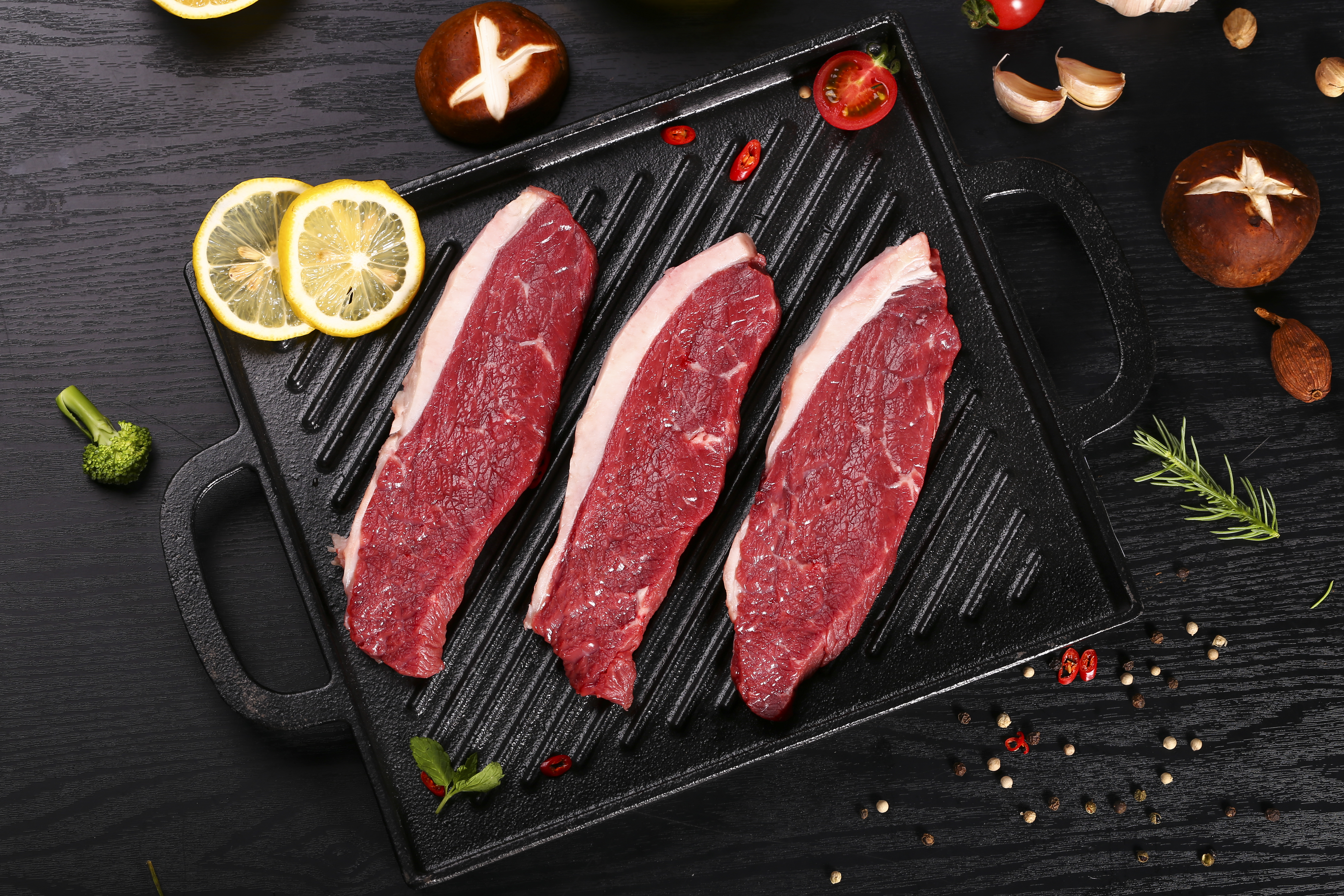 煎鱼不粘锅掉皮简单方法,怎么煎鱼不粘锅掉皮