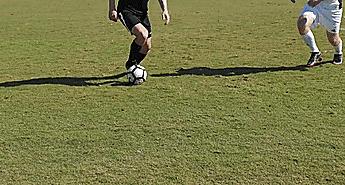 巴西足球十大过人高手,巴西球星莱昂纳多过人