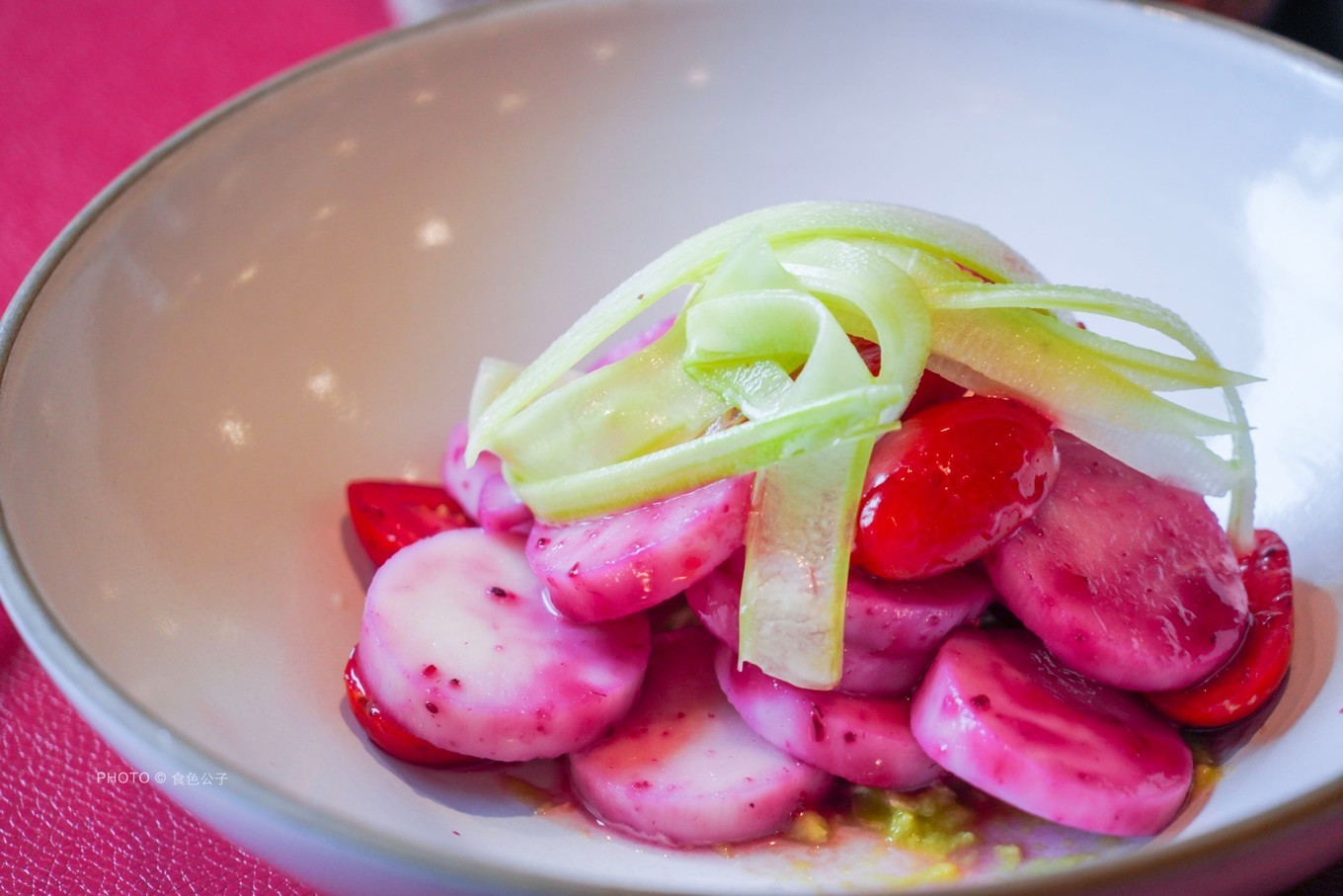 邮轮像海上养猪场,海上养猪场不负盛名