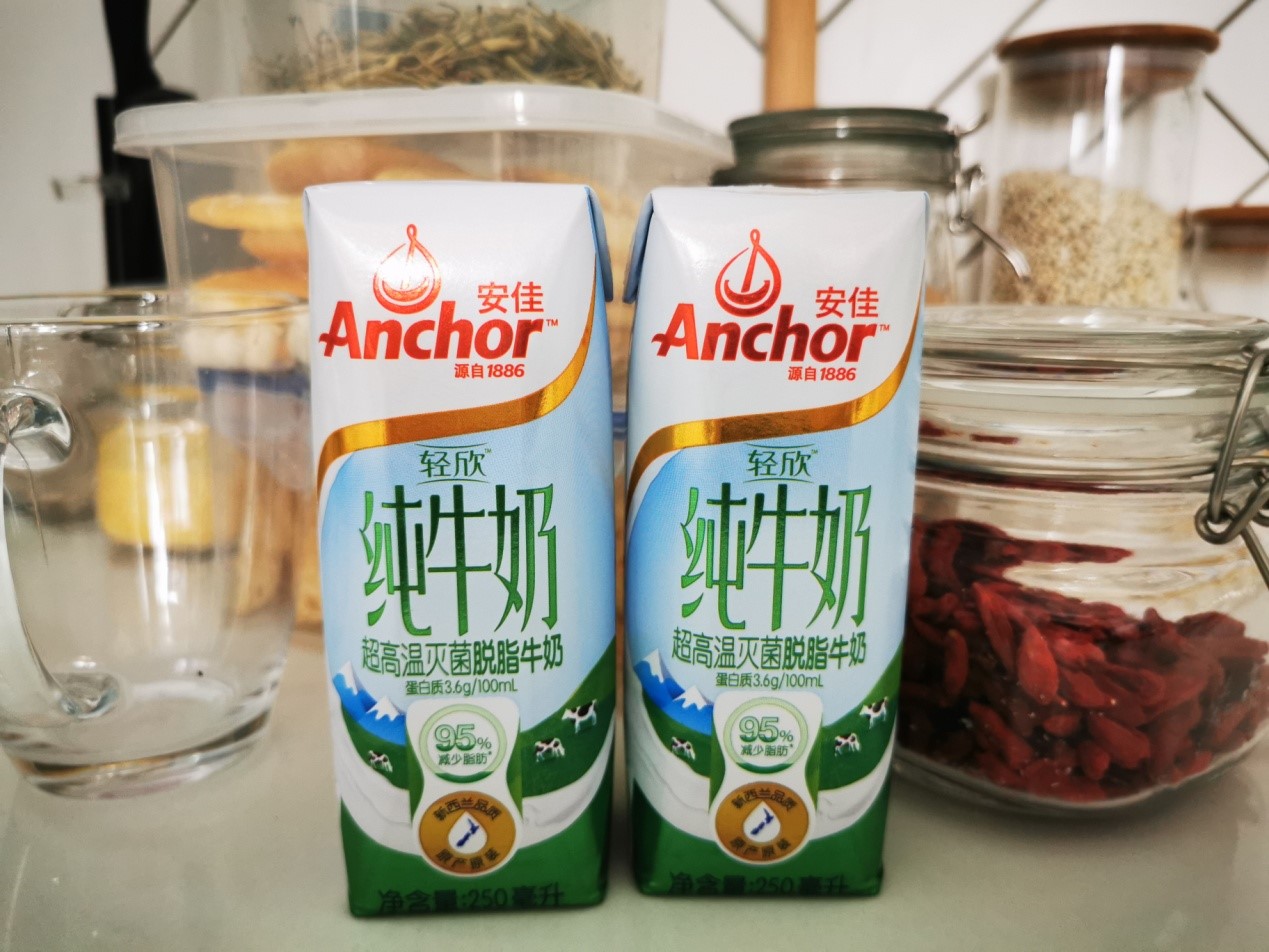 安佳新西兰进口脱脂奶,安佳新西兰进口纯牛奶为何是酸的