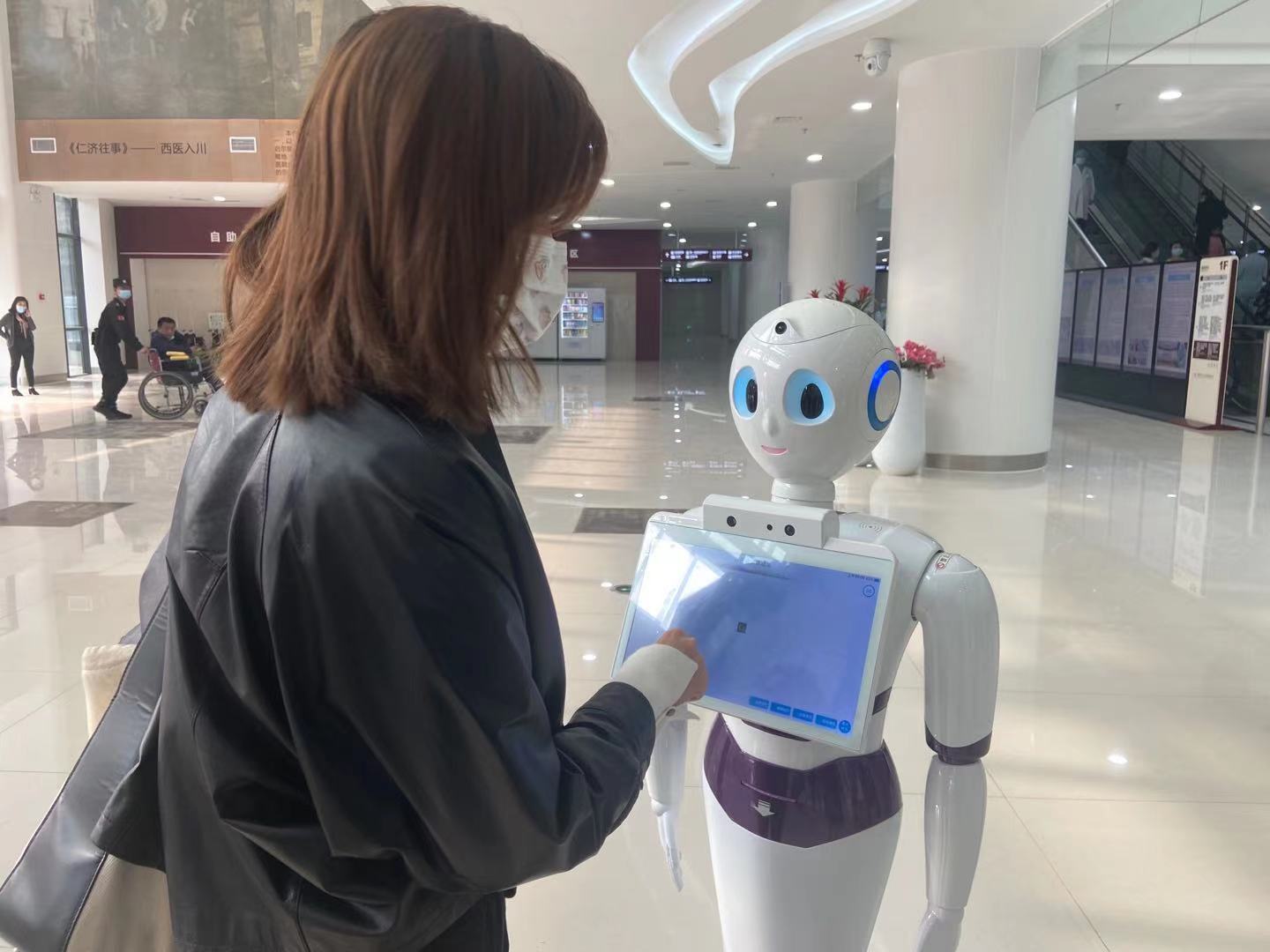 公立三甲医院“落子”城东携智慧医疗为患者提供优质服务,成都市第二人民医院龙潭院区试运行