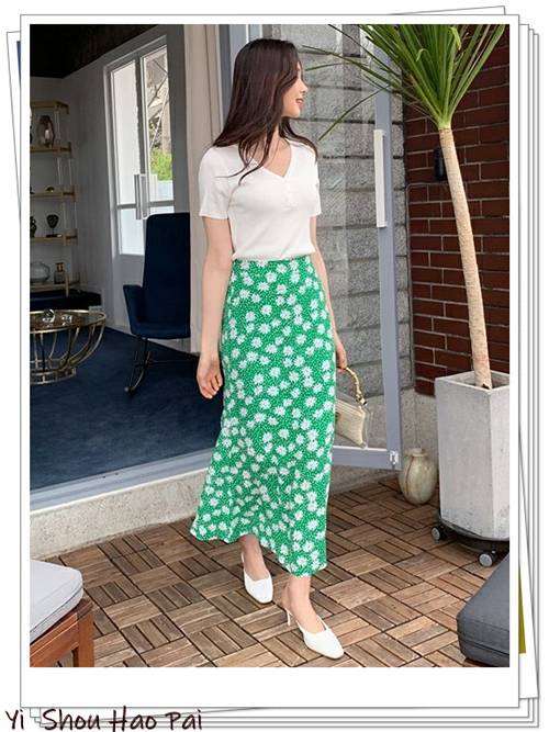 夏天流行的韩系穿搭可甜可撩,适合亚洲人的韩系穿搭