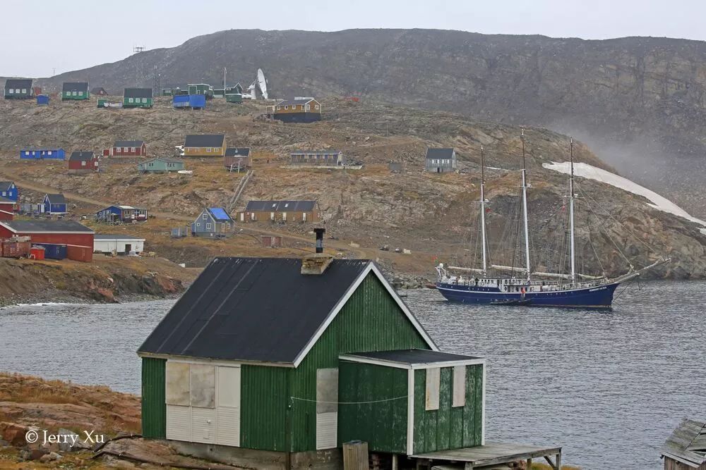 格陵兰的东海岸居然那么绚丽多彩，难怪特朗普想要买下来