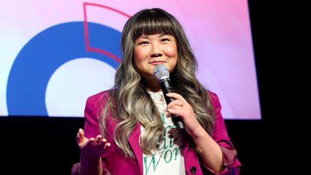 “香蕉人”杨安泽称为亚裔感到羞耻，呼吁美国亚裔展现美国属性！