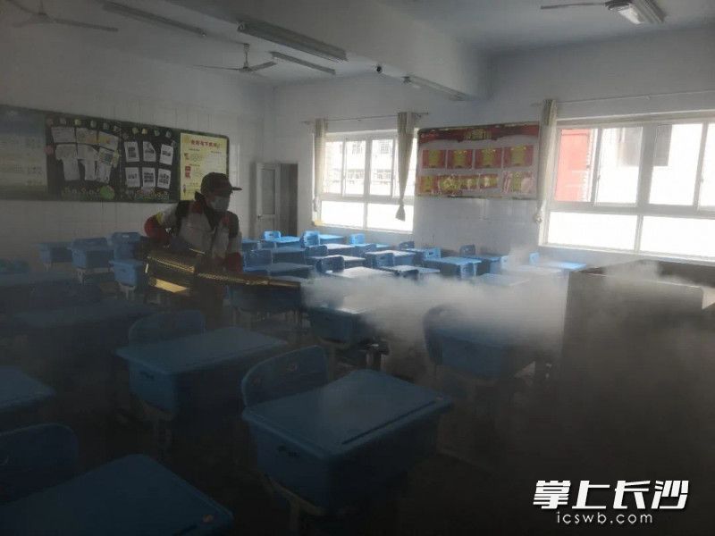 一切为了学生的发展,一切为了学生一切依靠学生