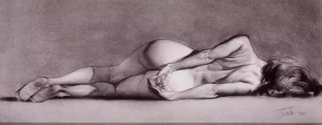 素描画得最好的画家,画家画的各种素描与画像太像了