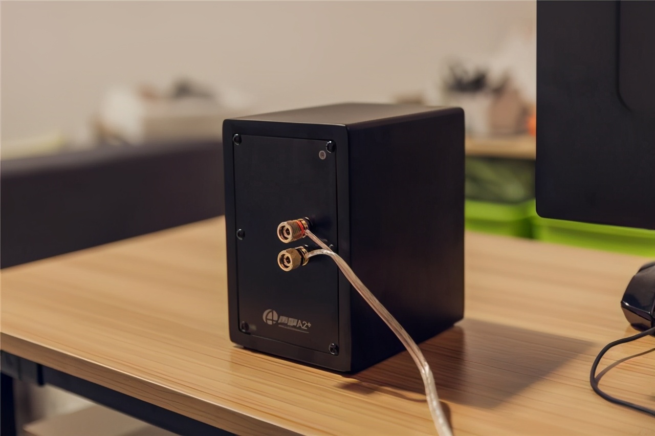 打造高级感桌面,audioengine声擎a2音箱