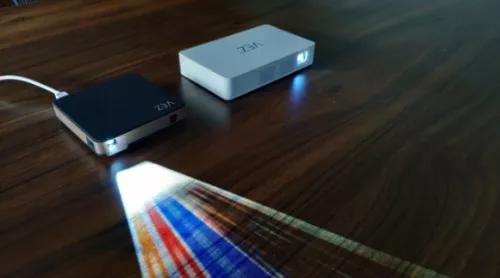 投影仪的流明是什么?幕布如何选择?幕布和投影安装距离是多少?