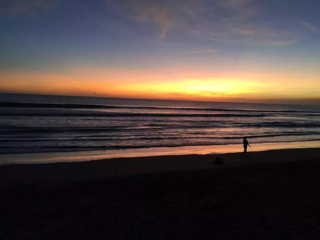 每天二十五美元如何玩转巴厘岛？他做到了