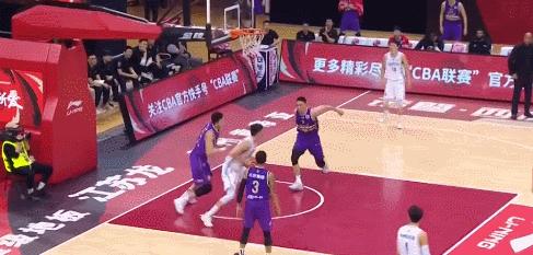 邹雨宸砍34分北控胜江苏止住连败,北控赛后邹雨宸