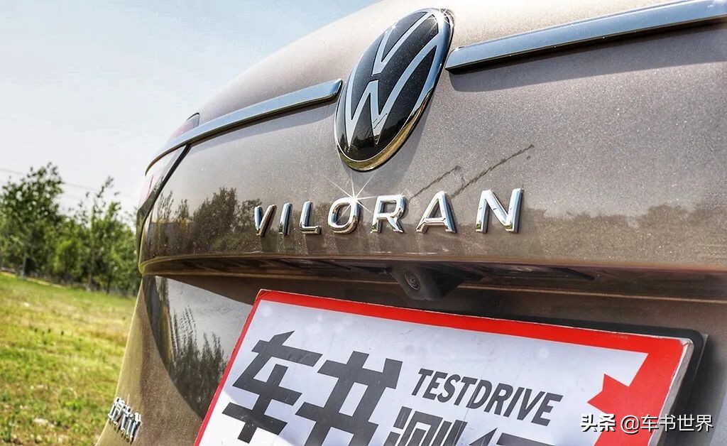 威然和夏朗比较选哪个更好,大众夏朗2017款怎么样