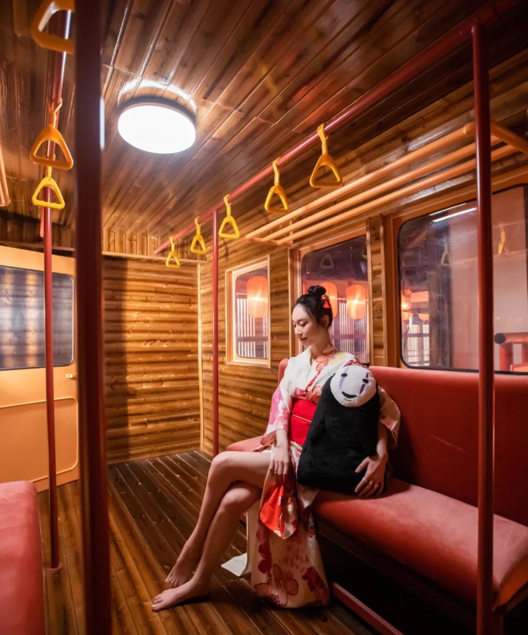 五角场惊现小东京，进门先脱衣