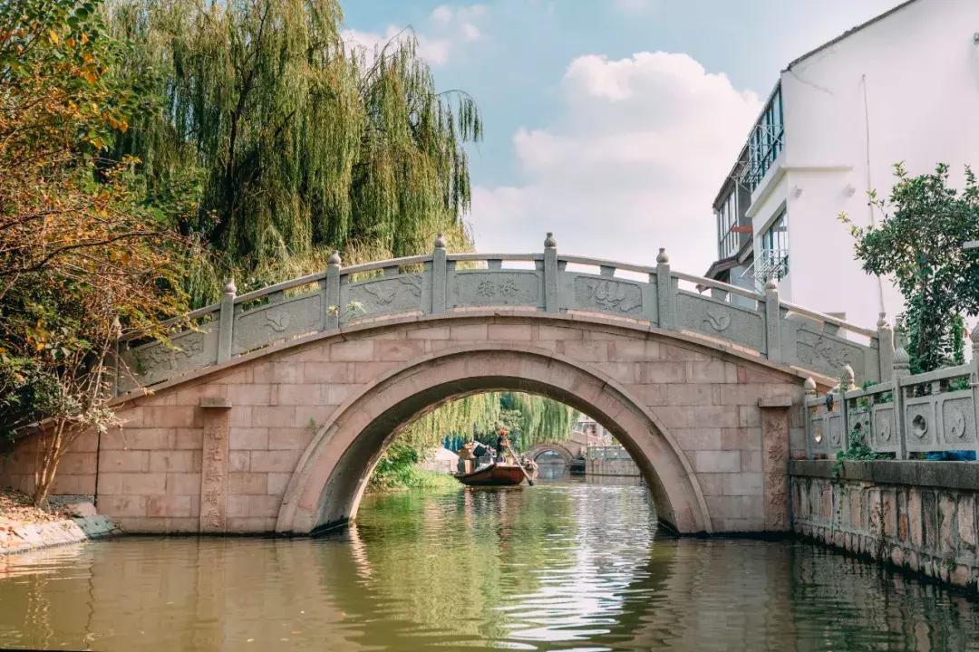 乐玩周庄|十一人从众?换一种打开方式,独享一个人的绝美水乡