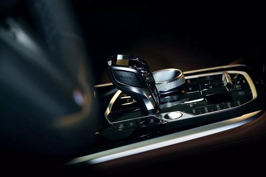 宝马2系多功能旅行车隐藏功能,宝马120im运动曜夜隐藏功能