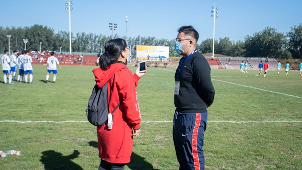 以梦为马歌唱比赛,以梦为马校园合唱视频