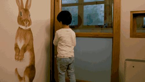 一家四口出租屋改造,旧出租屋省钱大改造