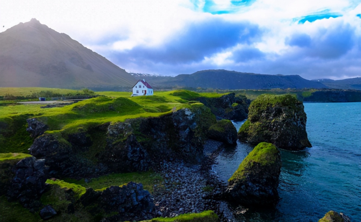 新西兰一小镇挂牌出售，364万平仅售5300万，租下来一天仅3.5万