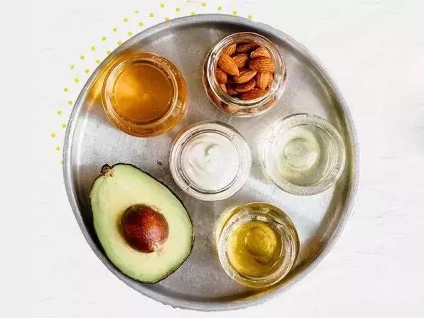 樱花头皮护理,樱花护发精油改善干枯防毛躁滋润