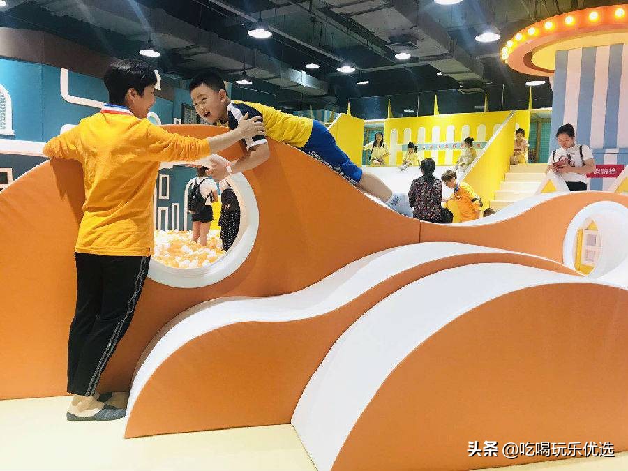 儿童积木城堡沙池乐园,淘气堡儿童益智乐园