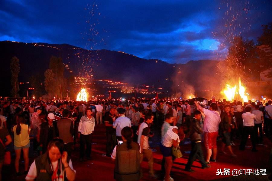 人文地理-广西壮族自治区的区划沿革和风俗文化