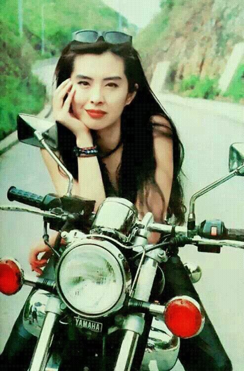 51岁王祖贤依旧媚眼如丝,亚洲十大女神王祖贤