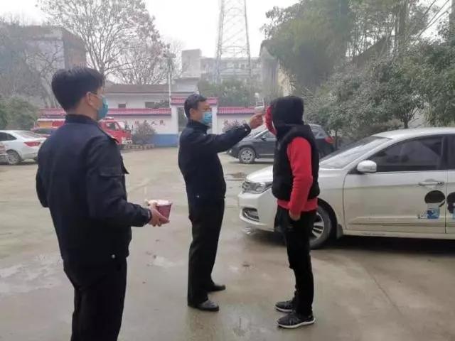 这场疫情给每个人什么启示呢 (这场疫情告诉大家的道理)