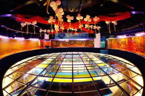 北京老牌水族馆富国海底世界，49.9元1大1小探险蓝色海洋的秘密