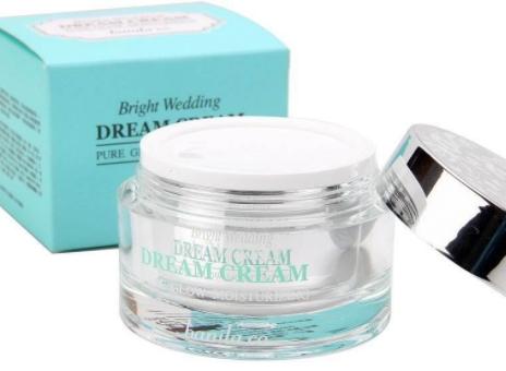 什么品牌的素颜霜又滋润又遮瑕,哪个牌子素颜霜遮瑕效果好又持久