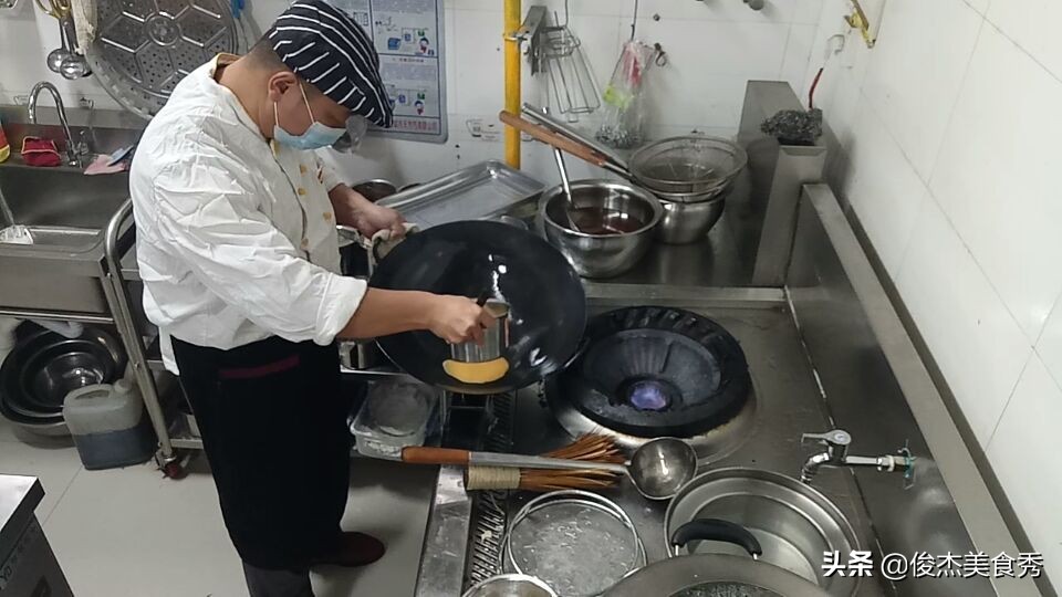 怎么做鸡蛋皮酥脆,鸡蛋皮的做法范大厨