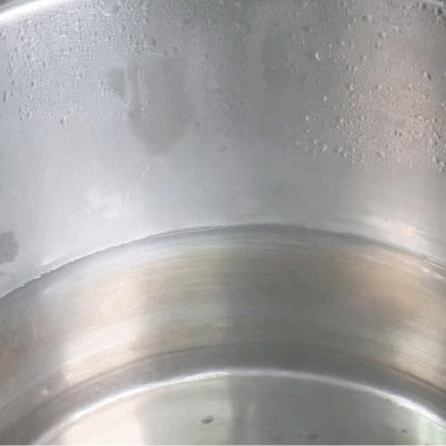 颜值口味双在线的“50岚”终于开到镜湖，我一口气喝了三杯...