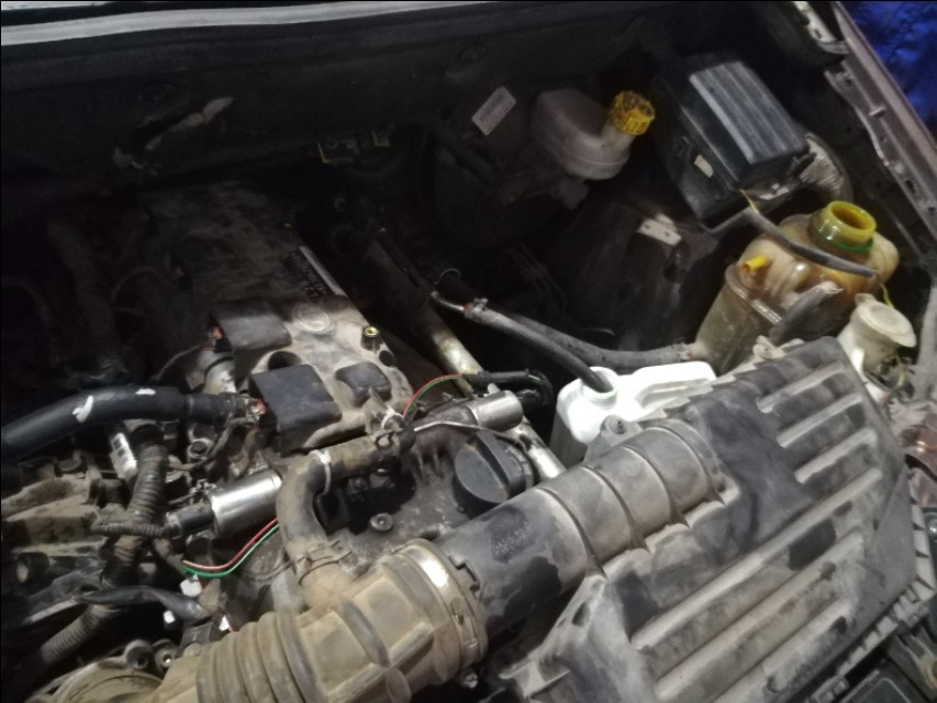 五菱宏光s烧机油通病,五菱宏光s烧机油解决办法