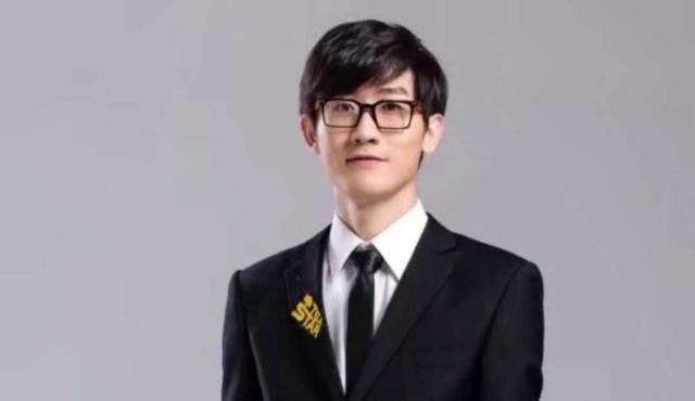 白鲨回顾年度被偷塔,穿越火线白鲨直播回放实锤