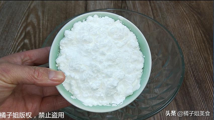 想吃凉粉不用买1斤绿豆就能做,自制凉粉太好吃了