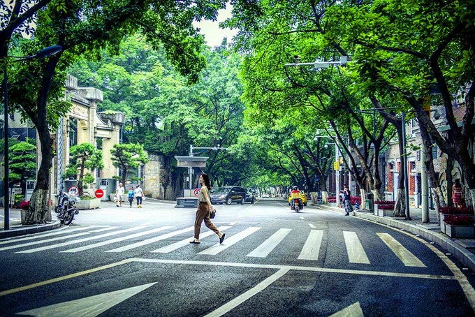 在工业气息下寻找小文艺，带你重新认识雾都重庆