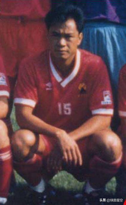 甲a最佳右后卫,甲a联赛十大最佳前锋