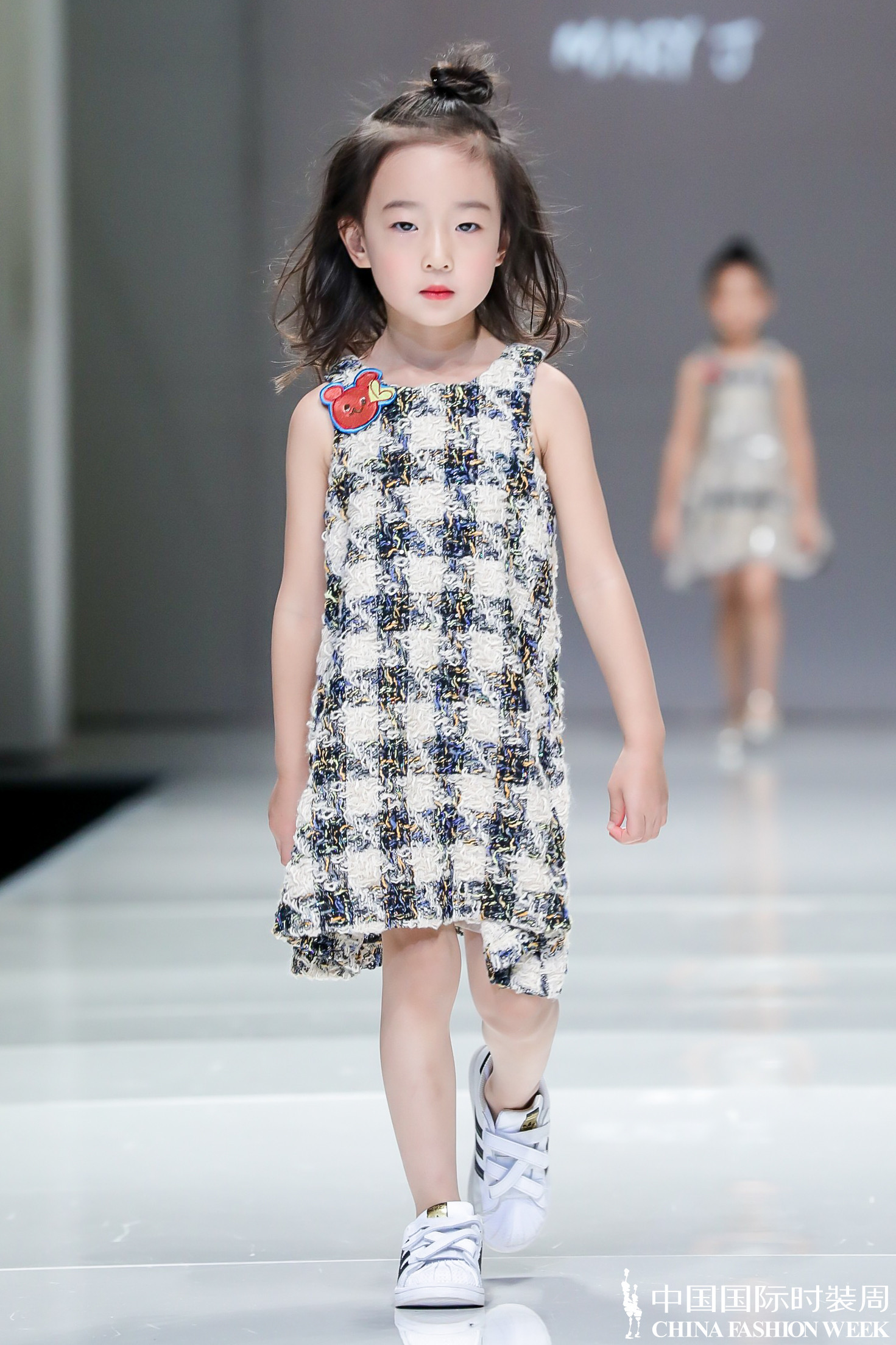 中国国际儿童时装周杭州艺尚小镇,童画童话童装
