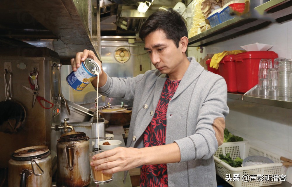 李尚正笑场,李尚正抠鼻孔逗笑周星驰