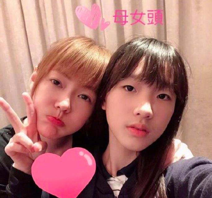 马德钟20岁儿子准备出道，私下照片却被吐槽：太显老