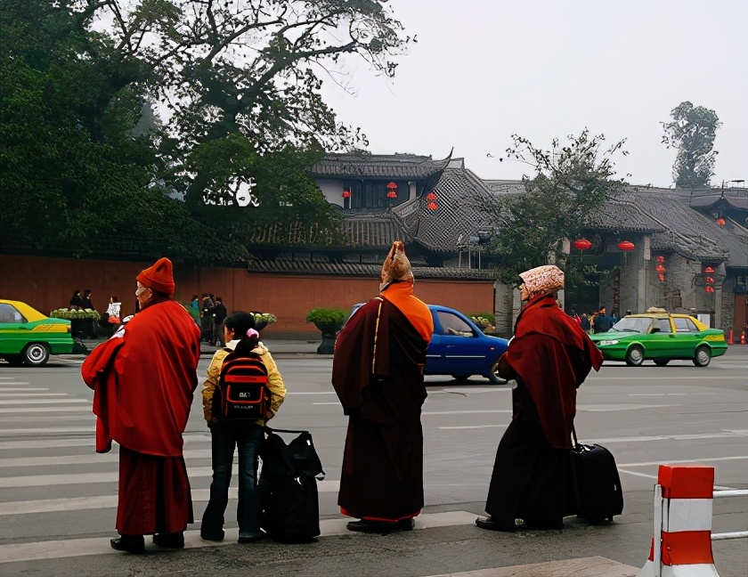 成都市红牌楼,红牌楼藏族房子
