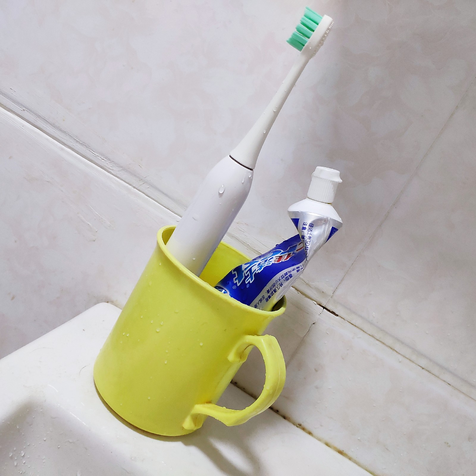 同同电动牙刷,同同家牙刷