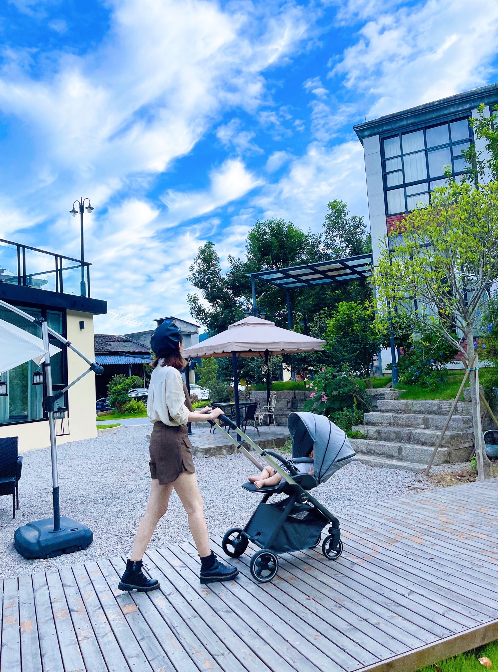 婴儿车十大品牌26款婴儿推车测评,怎么选择轻便婴儿车