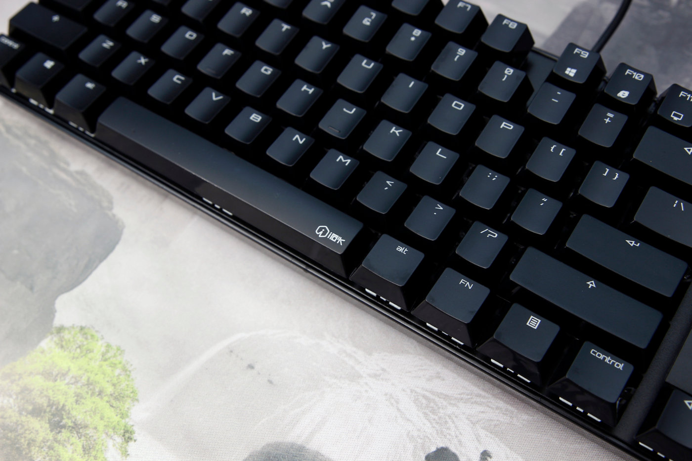 onikuma鐭酱鏈烘閿洏璇勬祴,irok鏈烘閿洏