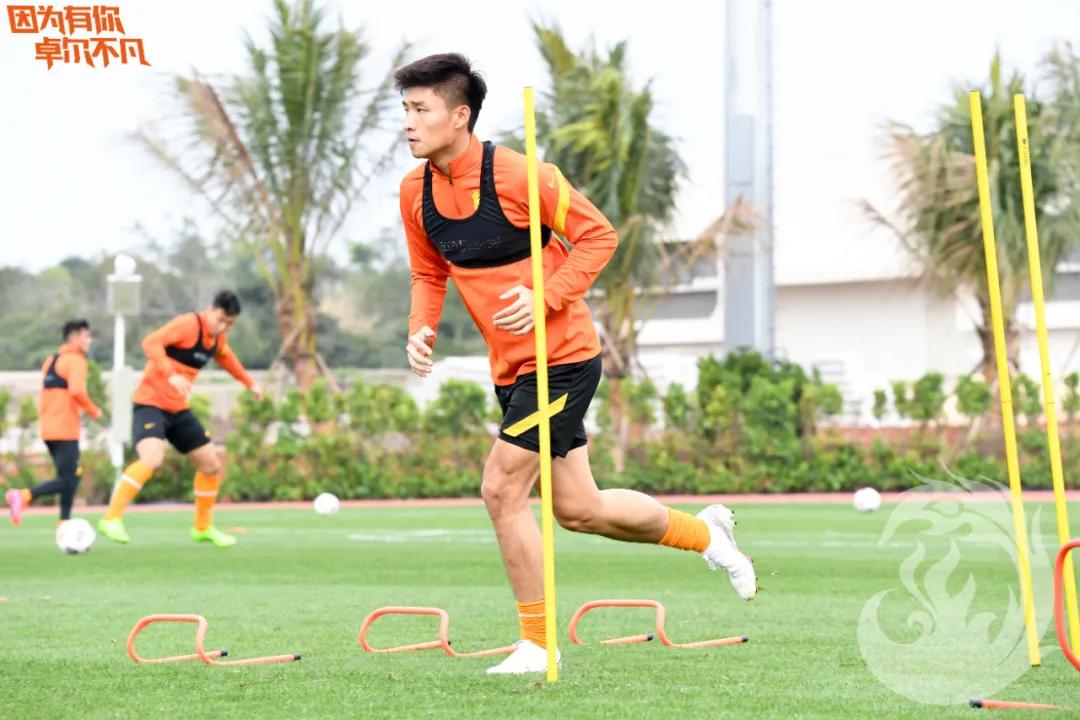 新兵训练开训动员,小队员赛前激励队友