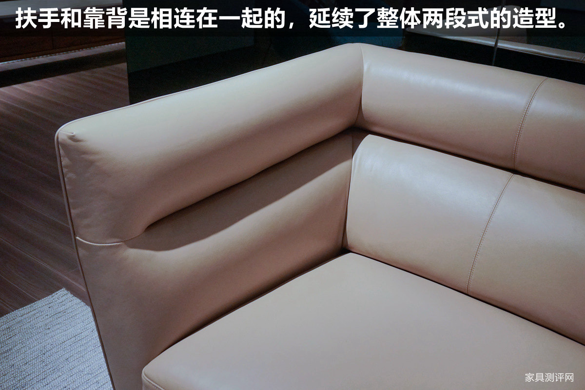 格调沙发哪个系列好用,黑白灰风格沙发搭配暖色沙发