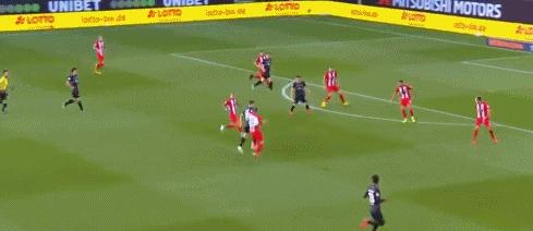 海登海姆升入德甲第一时间,德甲斯图加特对海登海姆