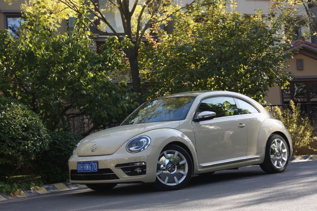 大众甲壳虫这款车怎么样啊,大众甲壳虫适合年轻女性的车