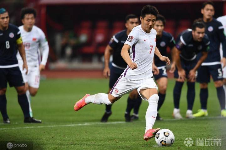 上海浦东最新足球场比赛,上海浦东足球场亚洲杯