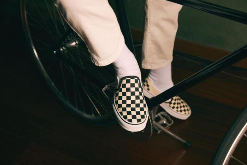 vans果然还是棋盘格最耐看,vans光感棋盘格